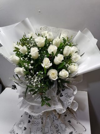 Beyaz Güzellik Gül Buketi