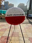 Çiçekçi - Kırmızı Beyaz Cenaze Çelengi